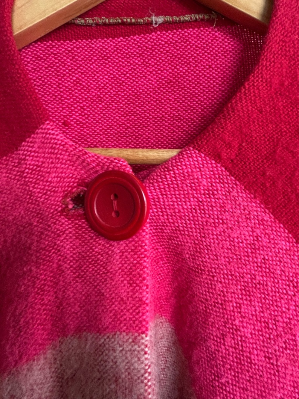 Vintage Pink  & Red Striped Wool Button Front Cape Sweater TECO 1970s - Picture 4 of 5